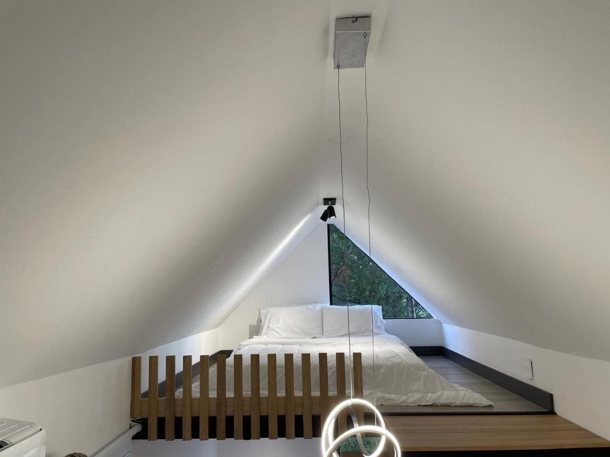 Apartment Mini Casa En Poblado Frn109 By Roots Medellin