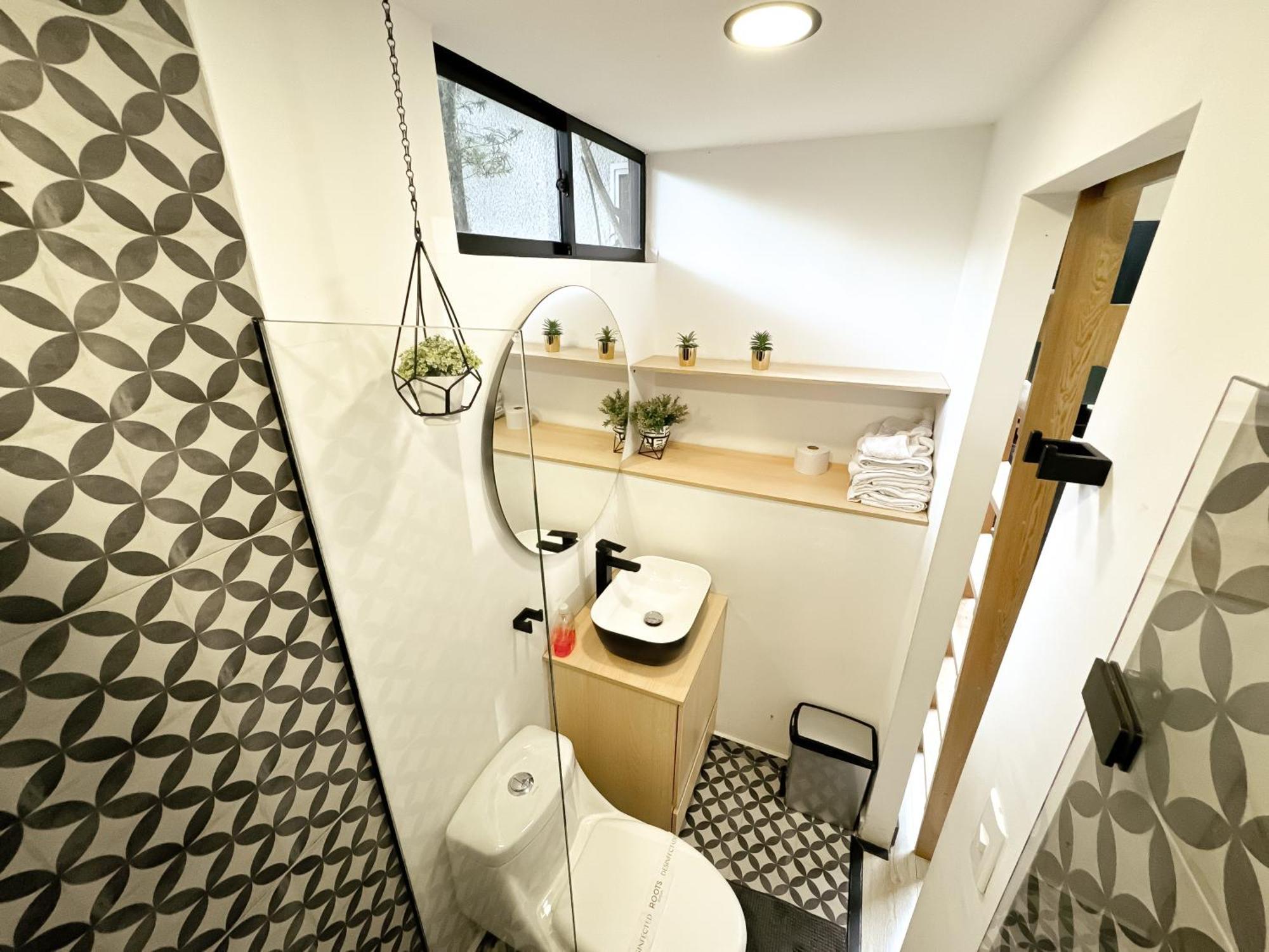 Apartment Mini Casa En Poblado Frn109 By Roots *