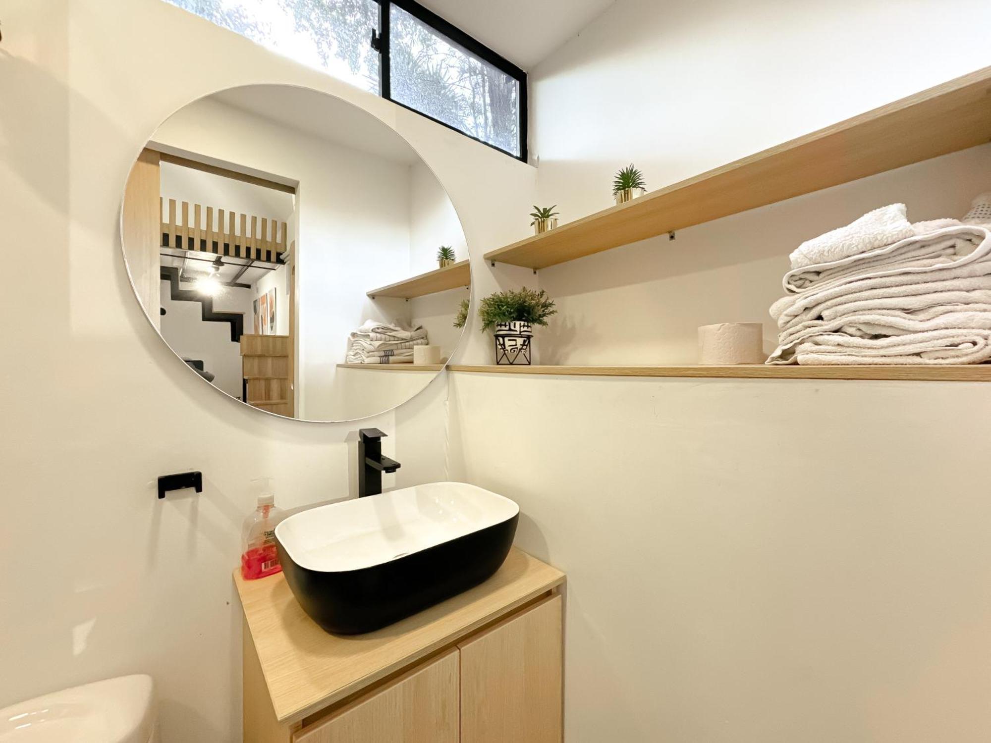 Apartment Mini Casa En Poblado Frn109 By Roots Medellin